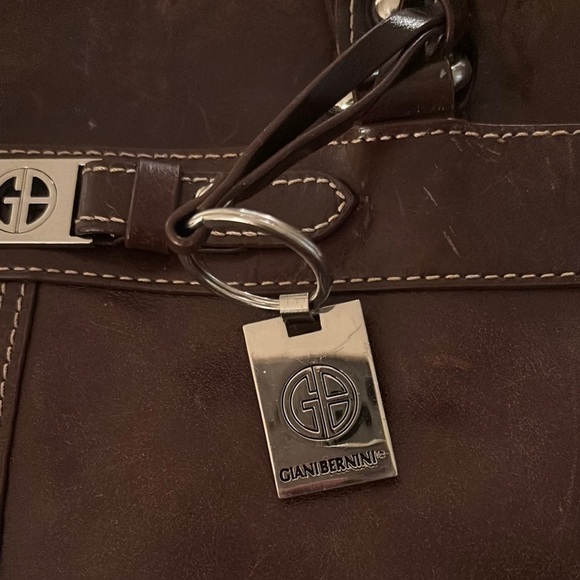 Brown Giani Bernini Handbag - Picture 2 of 4